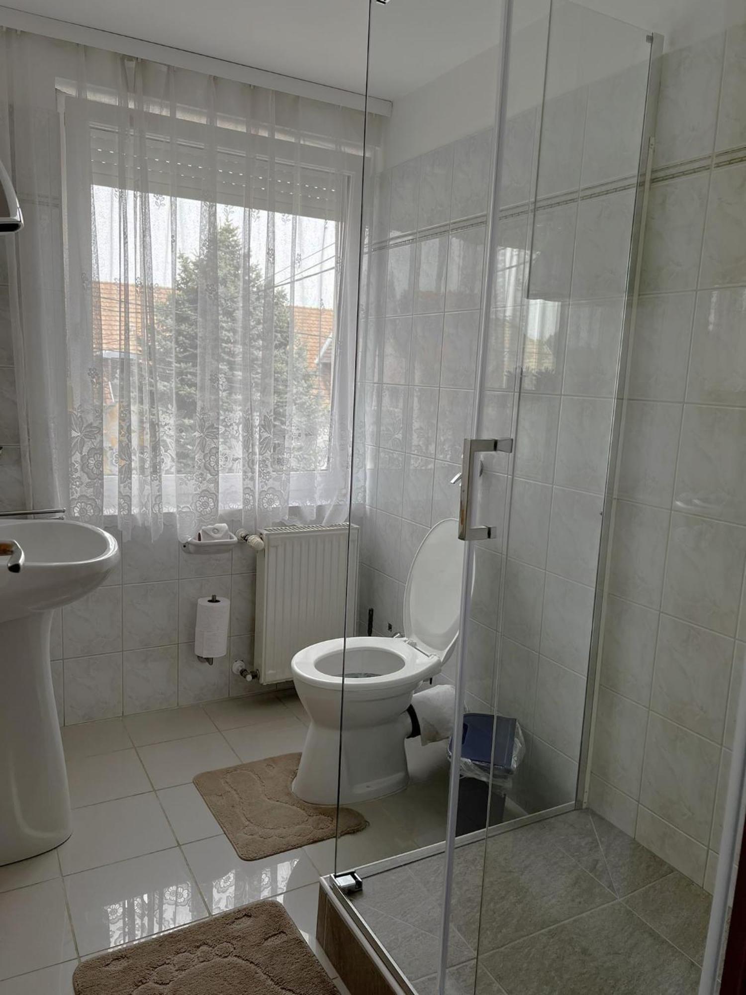 Apartment Revesz Harkan Exterior foto